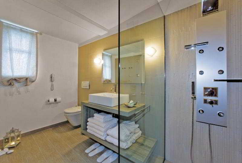 Miramare Park Hotell 5*